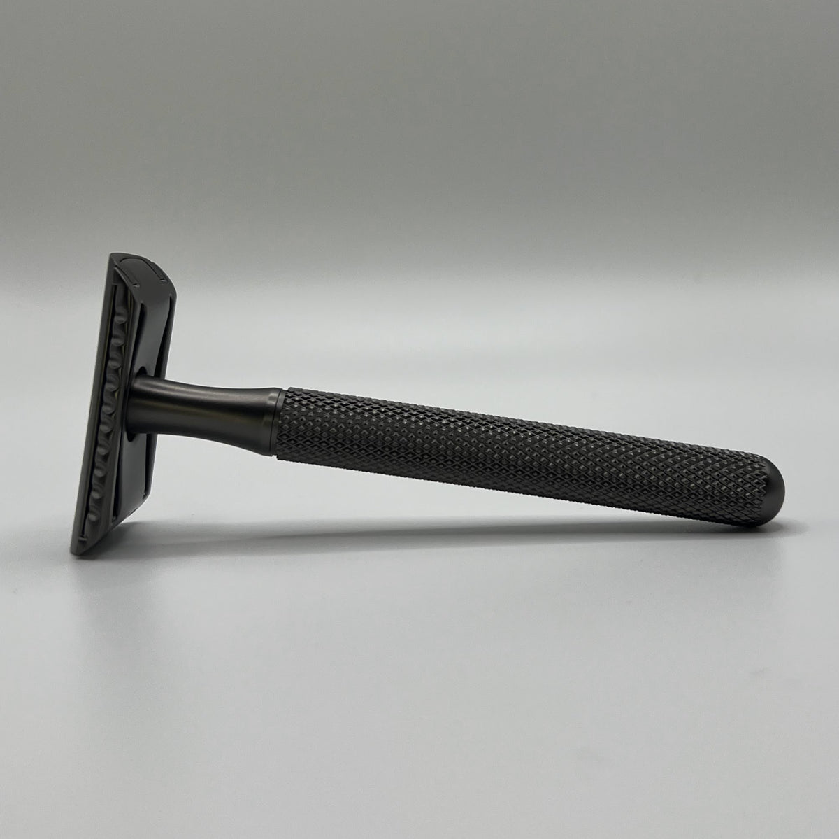 The Muck & Brass Razor